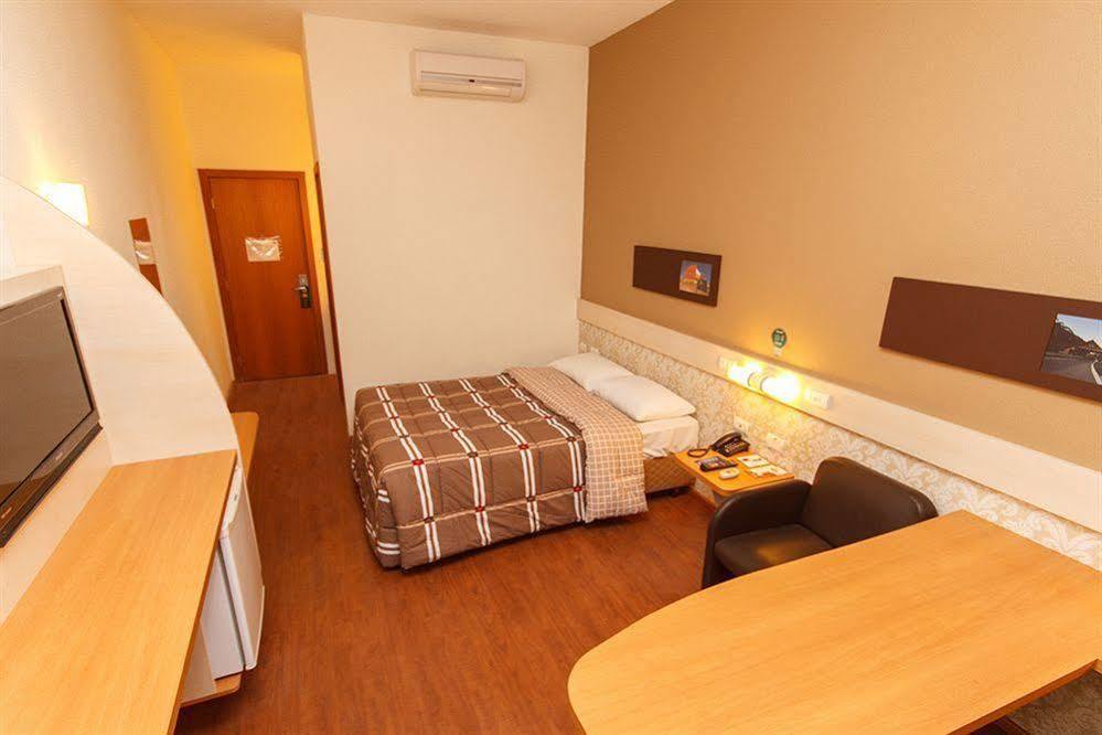 Hotel 10 Itajai/Navegantes Zewnętrze zdjęcie